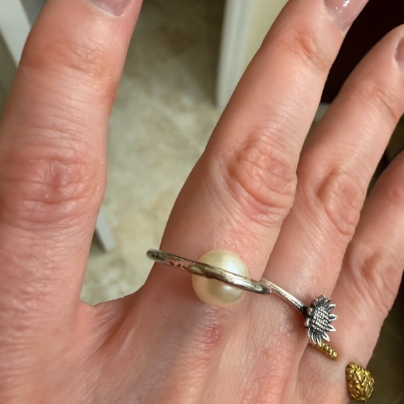 Rings - Picture 3 of 3